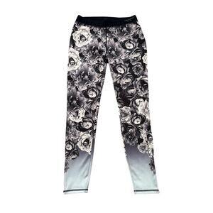 Ted Baker gray, white & navy floral pattern leggings size M